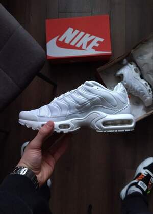Nike TN premium white